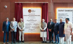 Hon’ble PM Shri Narendra Modi Unveils Surat Diamond Bourse